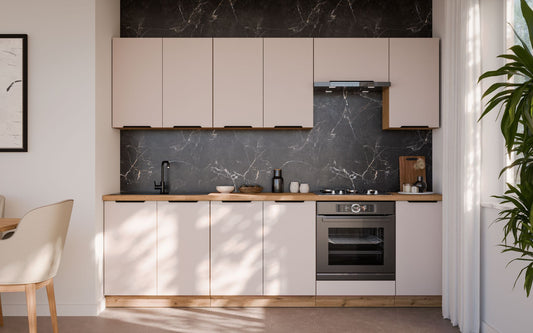 Cocina Soledad – Diseño elegante en blanco, cashmere y roble, personalizable a tu espacio